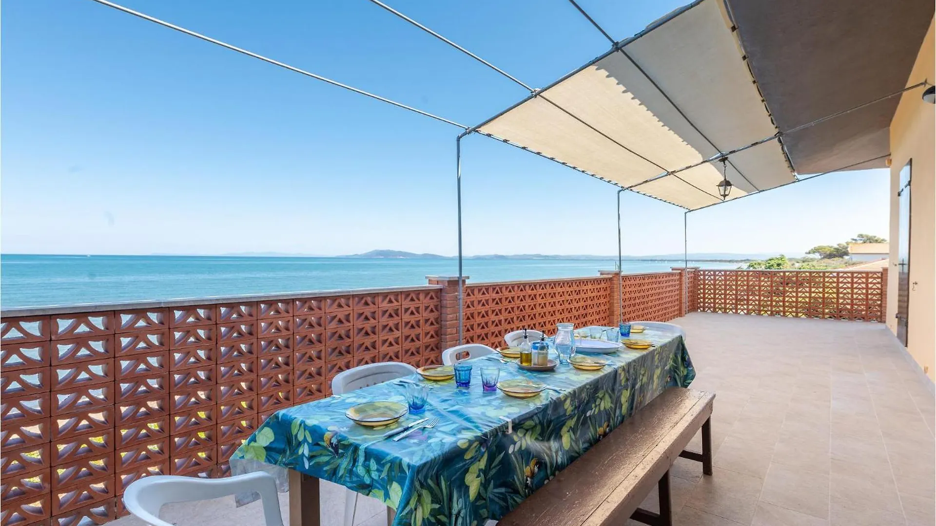 Awesome Apartment In Giannella With Kitchenette